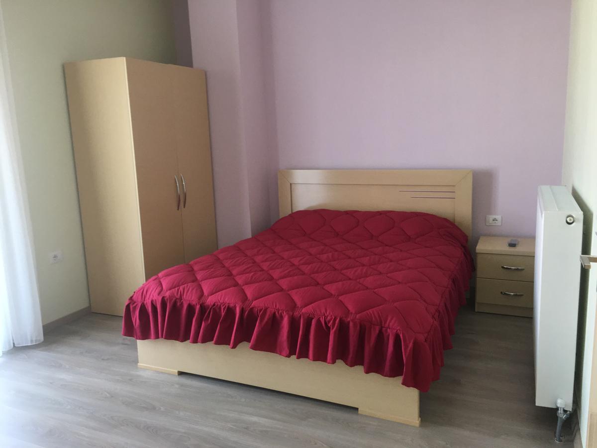 Rent Rooms Kapri Pogradec Luaran gambar